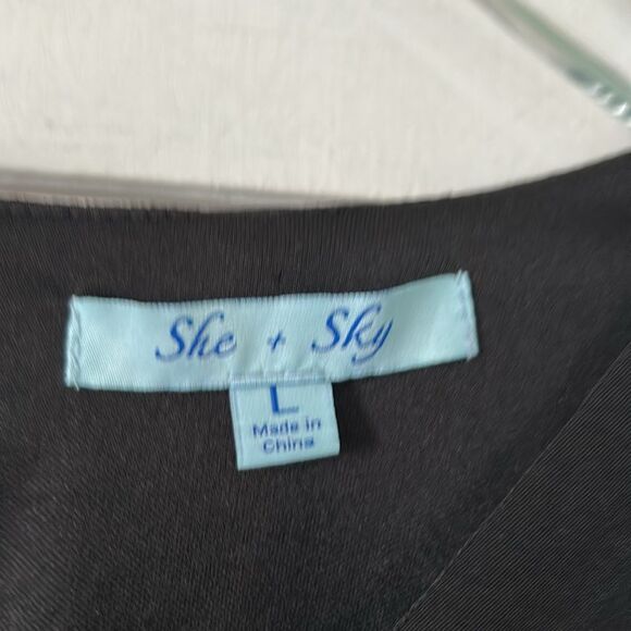 She + Sky Black Drop Shoulder Tie Front Woven Romper - Size L - Picture 4 of 9